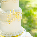 Декорация за торта, златен надпис Happy Birthday, 12 см
