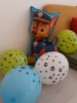 Латексови балони принт лапички 30 см - цвят по избор