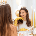 Златна корона със сребърни кристали, декорация за торта, 15 см
